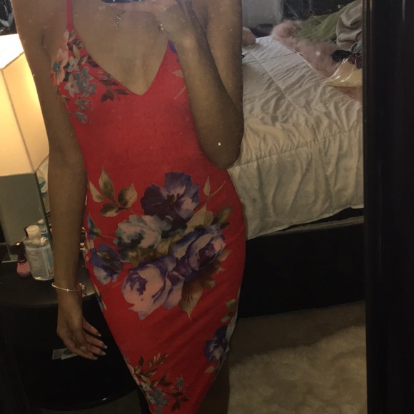 Fashion Nova Dresses & Skirts - Midi floral dress
